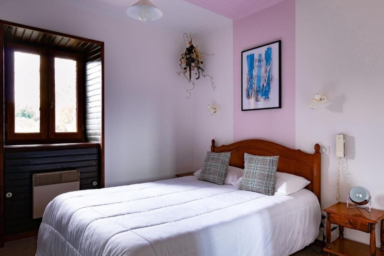 Bedroom 2, Hotel le Cantou 354, Lot