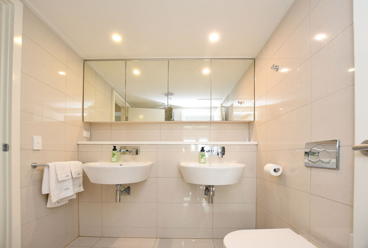 Bathroom 3, Penthouse Pads, Darwin