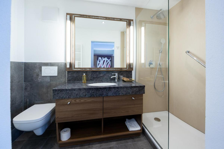 Bathroom 4, Kronenhotel, Stuttgart