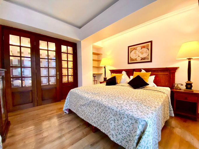 Bedroom 3, Arc de Triomphe by CityBookings, Municipiul Bucuresti