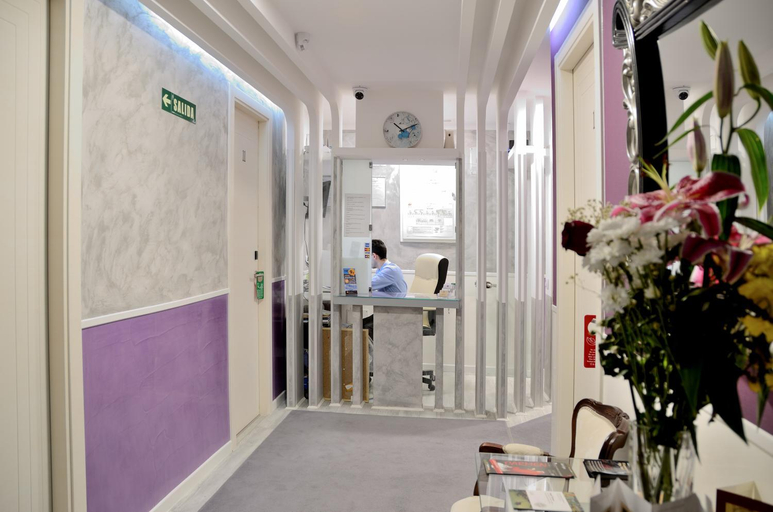 Public Area 2, Hostal Regional, Madrid