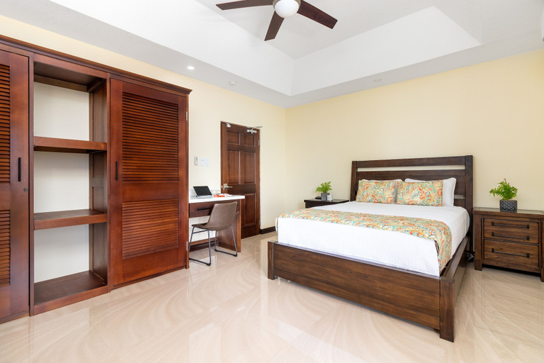 Bedroom 3, Breathaking Luxury Cliffside Villa