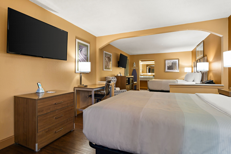 Bedroom 4, Quality Inn & Suites Corinth West, Alcorn