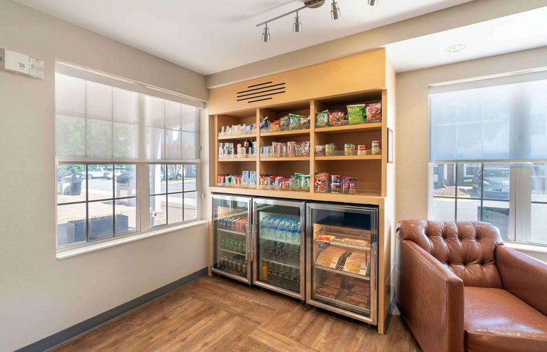 Food & Drinks 5, Extended Stay America Suites - Norfolk - Virginia Beach, Virginia Beach