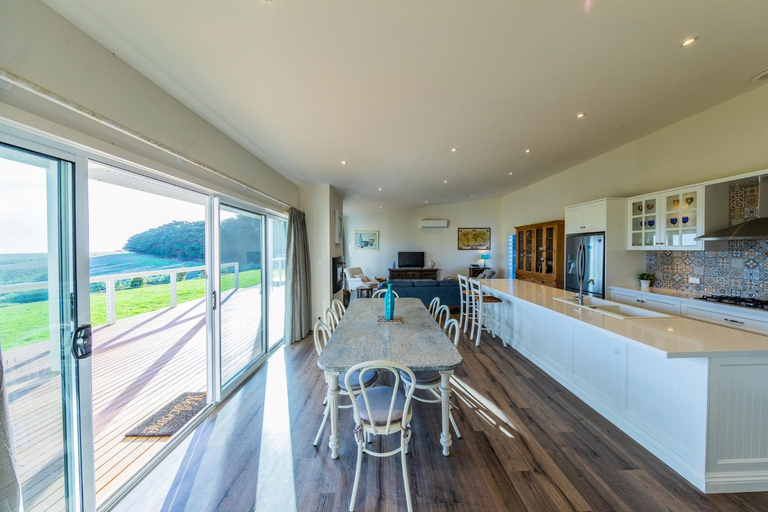 Others 5, Coastal Lodge, Yankalilla