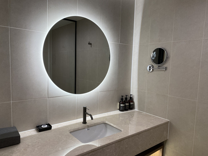 Bathroom 4, TheMarevo, Yongin