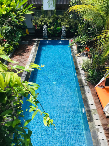 Swimming Pool 8
