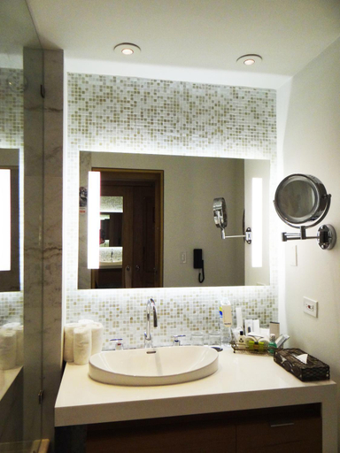 Bathroom 4, InterContinental Tegucigalpa at Multiplaza Mall by IHG, Distrito Central