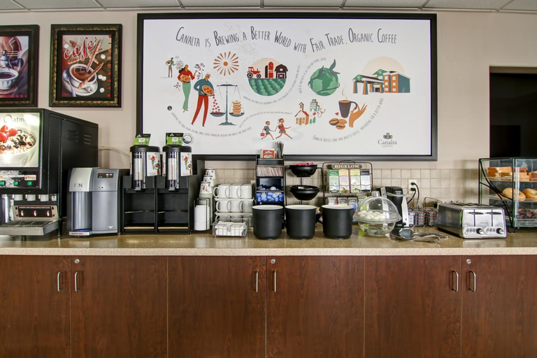 Food & Drinks 4, Canalta Oyen, Division No. 4