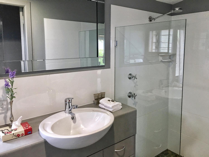 Bedroom 4, Sacred Mountain Retreat, Nambucca