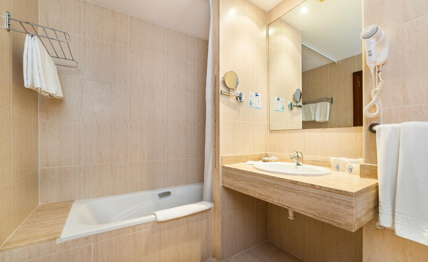 Bathroom 5, Bakour Garbí Cala Millor, Baleares