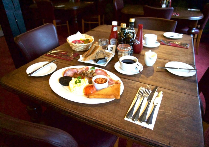 Food & Drinks 5, Wayford Bridge Inn Hotel, Norfolk