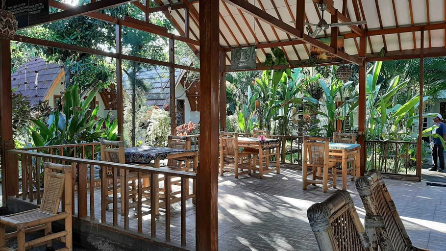 Food & Drinks 5, Florines Garden, Lombok