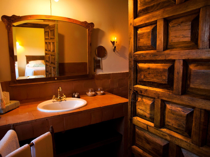 Bathroom, Casa Rural El Cabezo, Cáceres