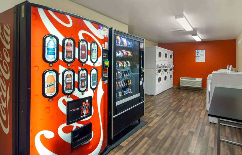 Food & Drinks 4, Extended Stay America Suites Oklahoma City NW Expressway, Oklahoma