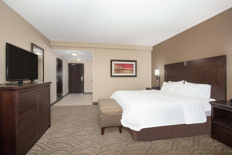 Bedroom 2, Hampton Inn & Suites by Hilton I-35/Mulvane, Sumner