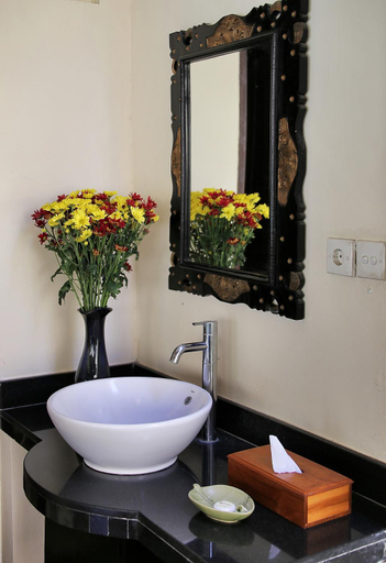Bathroom 5, The Sanyas Suite Seminyak, Badung