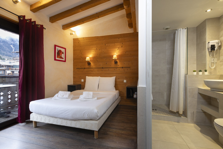Bedroom 3, Hotel Restaurant Le Saint Antoine, Haute-Savoie