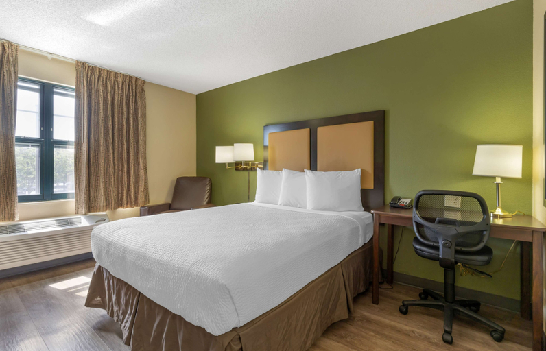 Bedroom 3, Extended Stay America Suites Stockton Tracy, San Joaquin