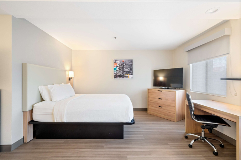 Bedroom 15