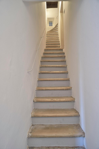 Others 2, B&B Murex, Bari