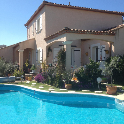 Others 2, Chez Patrick Roujan, Hérault