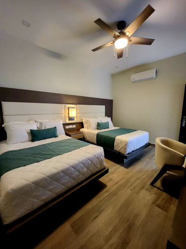 Bedroom 4, Hotel Tepeu, Flores