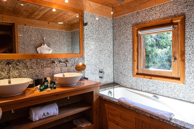 Bathroom 3