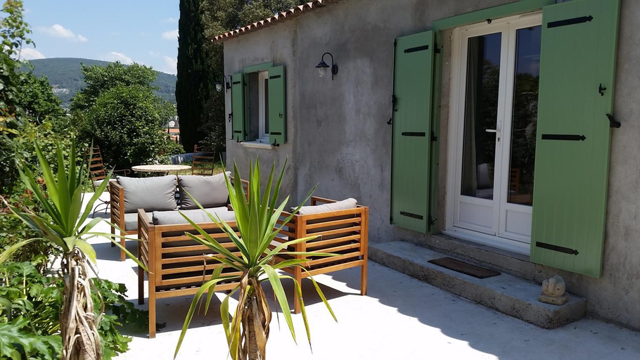 Others 4, chez cathie, Var