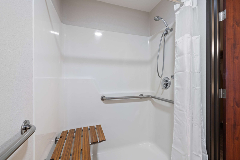 Bathroom 3