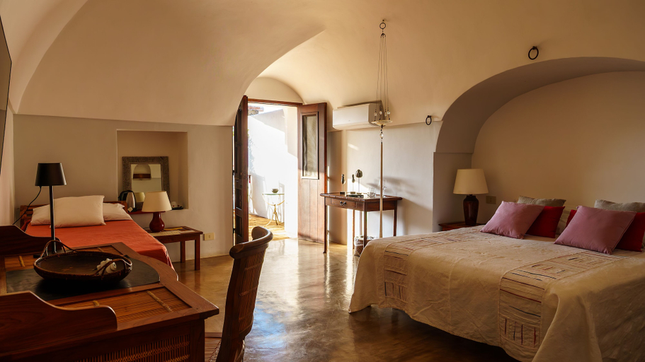 Bedroom 3, Zubebi Resort, Trapani
