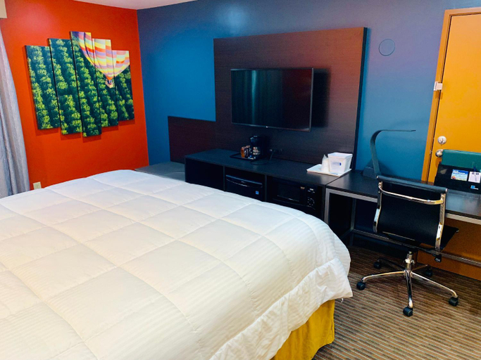 Bedroom 3, Hotel Vinea, a Travelodge by Wyndham, Sonoma
