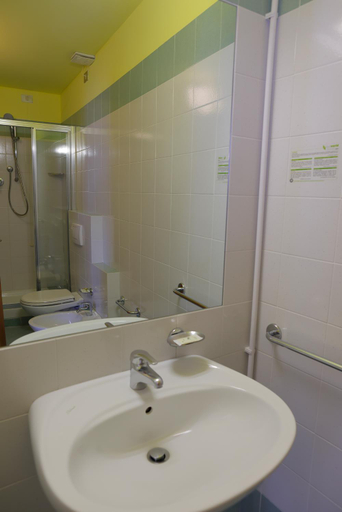 Bathroom 5, Agriturismo Villa Guarnaschelli, Florence