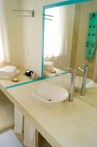 Bathroom 3, Terrazas de la Viuda, n.a289