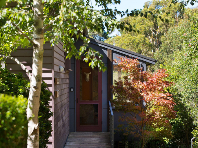 Burrall Lodge, Hepburn - East