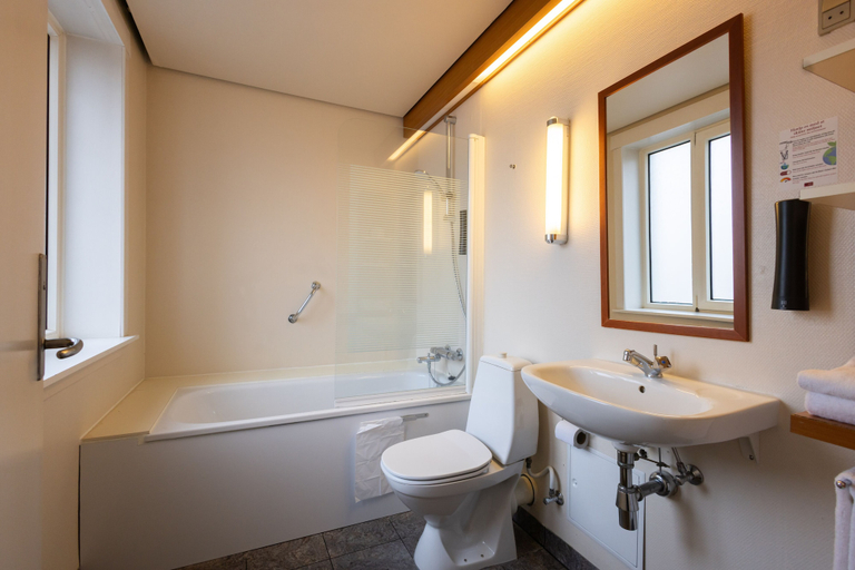 Bathroom 4, Milling Hotel Gestus, Aalborg