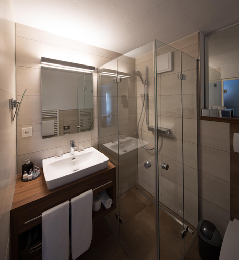 Bathroom 5, ARAMIS Tagungs- und Sporthotel, Böblingen