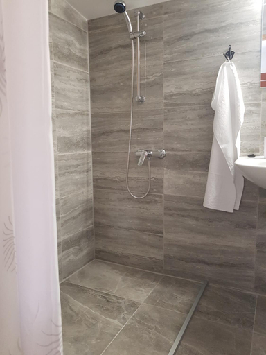 Bathroom 2, Rooms Horvat, Krapina