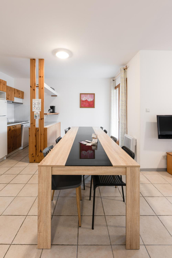 Dining Room 9