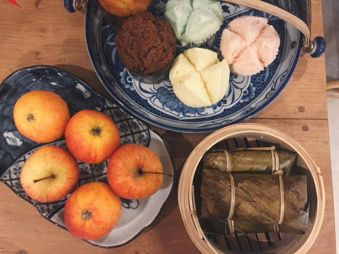 Food & Drinks 5, Vera Nidhra - Self check-in after 6pm, Khlong San