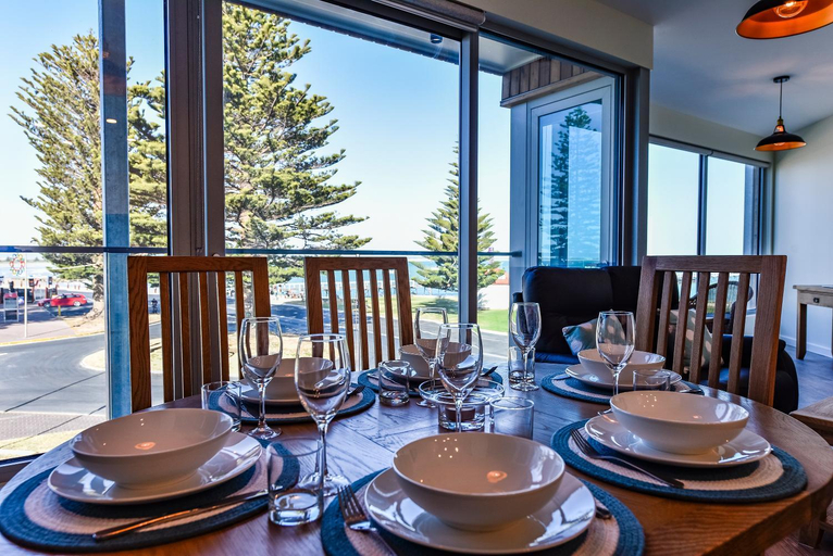 Food & Drinks, Bonnies of Beachport, Wattle Range - West