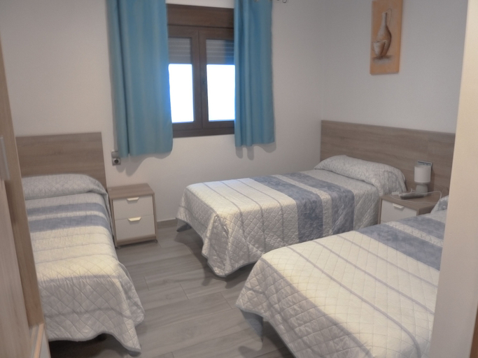 Bedroom 2, Hostal y apartamentos Casa Fermina, Granada