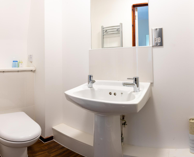Bathroom 3, Kings Arms Hotel - A Bespoke Hotel, Highland