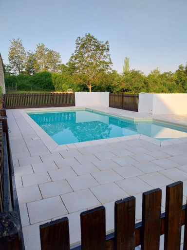 Others 2, Le Domaine de Bella, Vienne