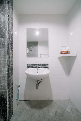Bathroom 6