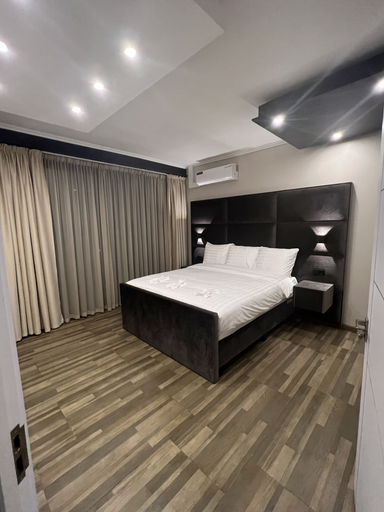 Bedroom 3, Empire 1 Celinastraat Paramaribo, Centrum