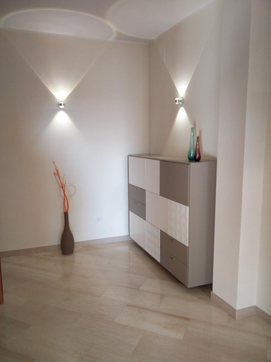 Others 5, B&B Via Roma 15, Bari