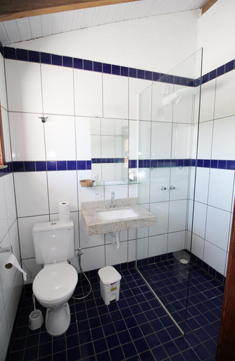 Bathroom 2, Fazenda Eco-Jardim, Una