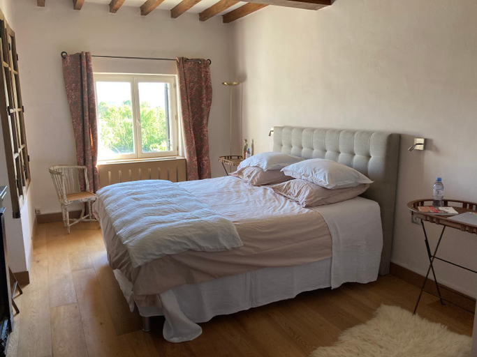 Bedroom 2, L'Angelus, Rhône