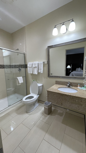 Bathroom 4
